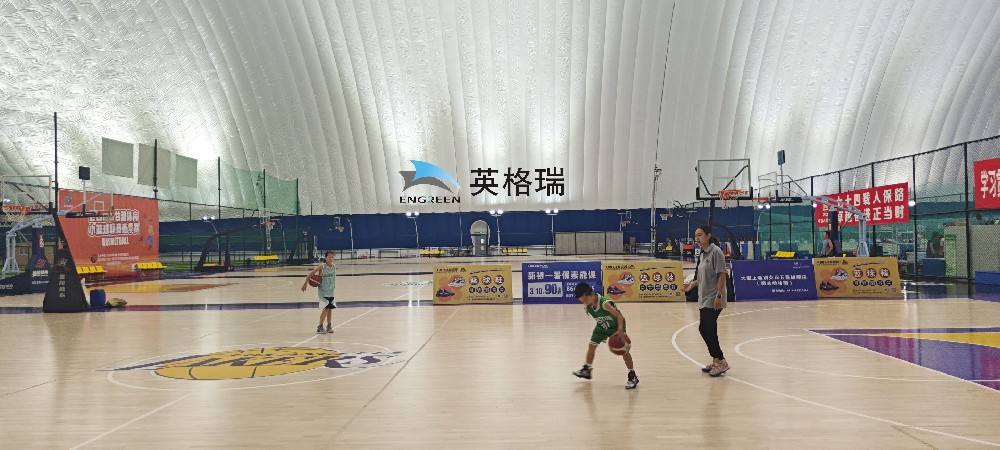 氣膜籃球館里的打球體驗，打造IP效應